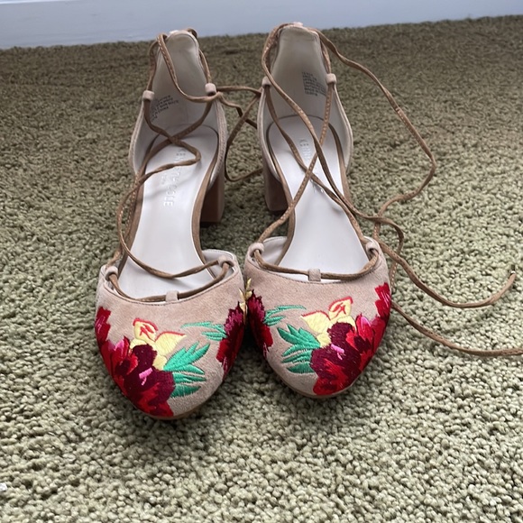 Kenneth cole chunk heel - Picture 2 of 11